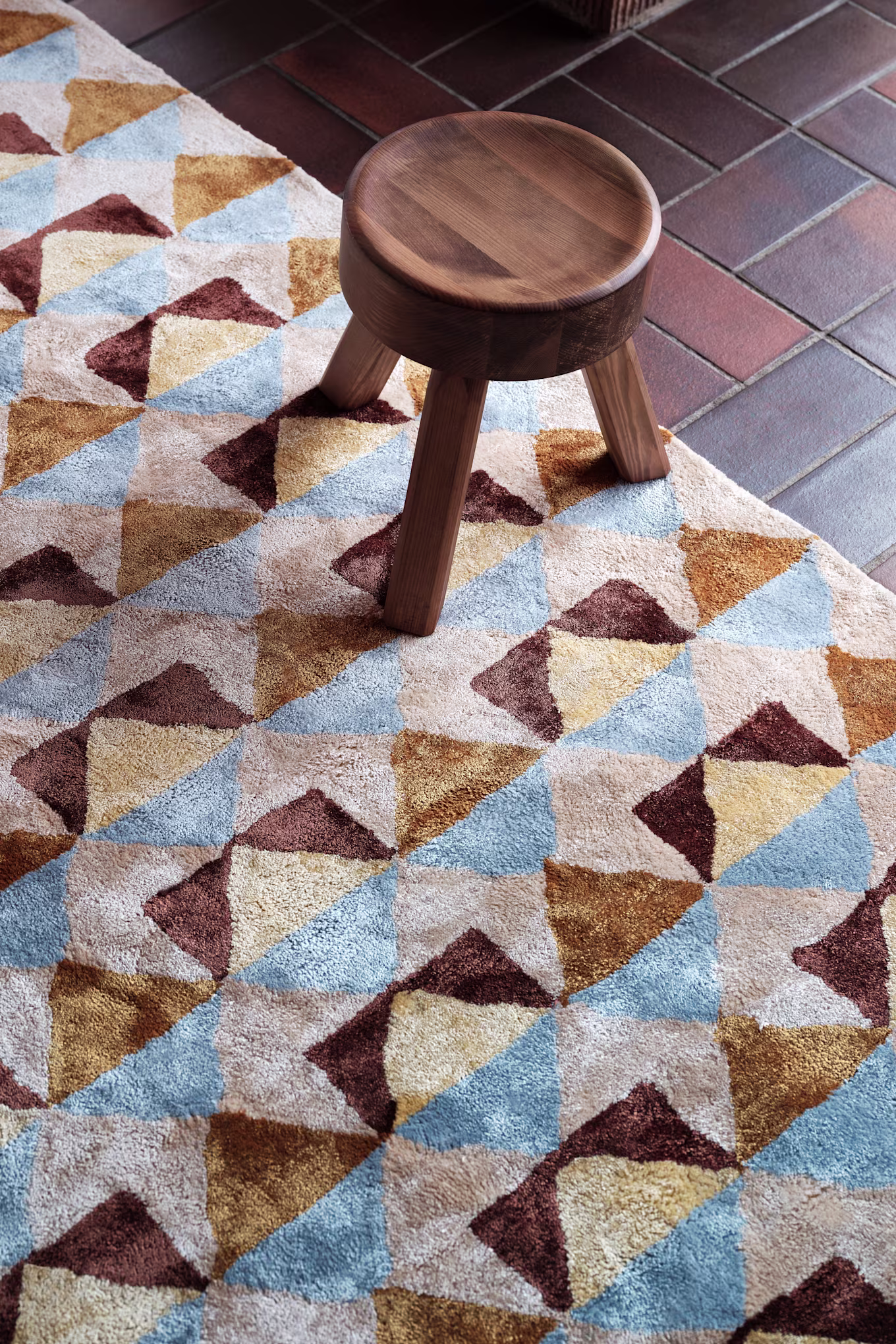 tinted-objects-interior-design